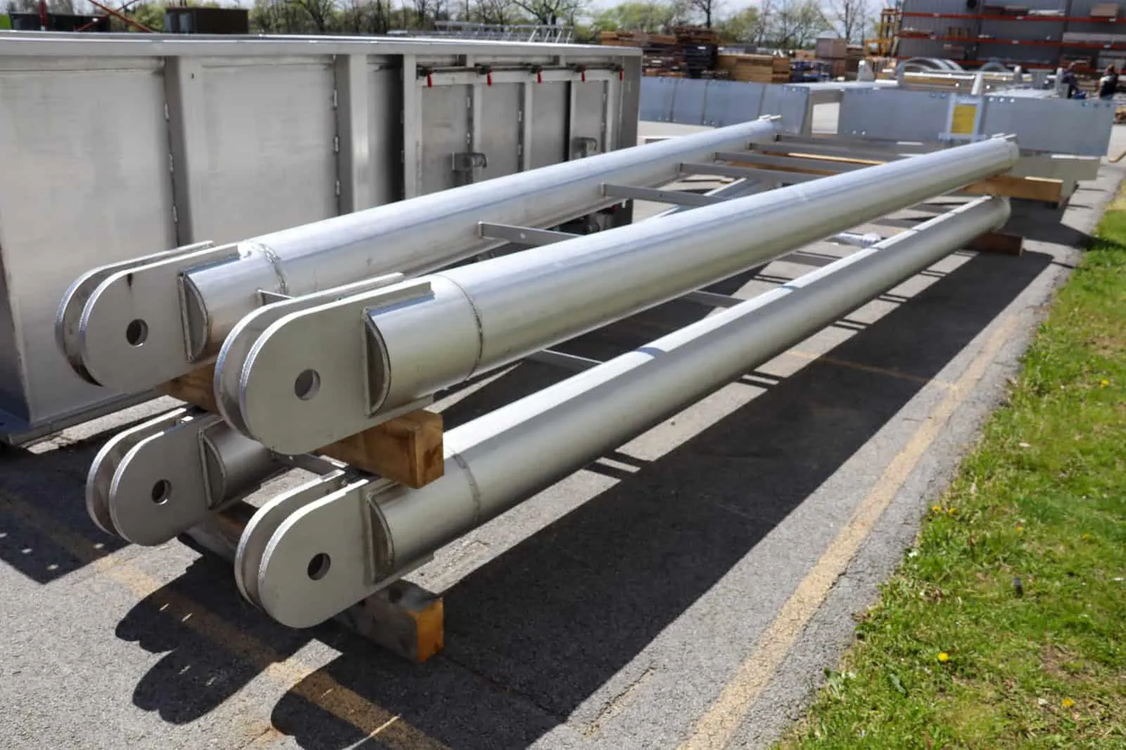 Welder at Northern Manufacturing running a stainless weld pass